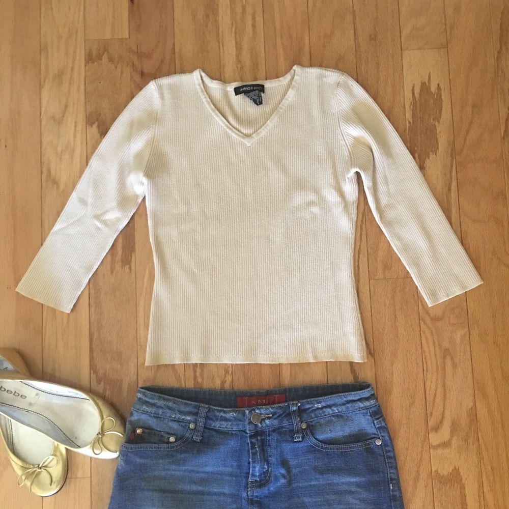 Amanda Vinci V-Neck Sweater